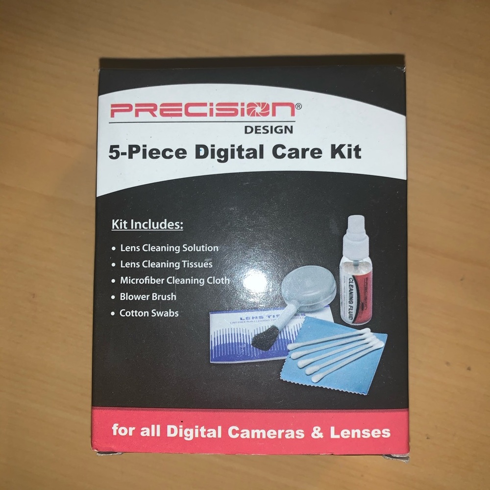 5 piece digital camera and lense care kit/ cleaner